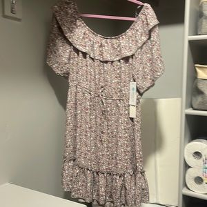 Off the shoulder dress.  Size LP